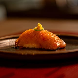 Hamachi NIGIRI