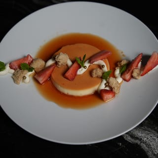Maracuyá & Mango Flan